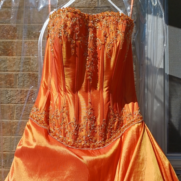 Prom Dress burnt orange - Picture 4 of 12